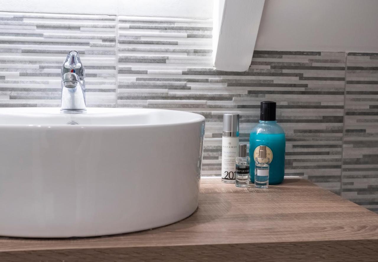 Artemide House - Bilocale Ortigia Wifi Apartman Szirakúza Kültér fotó
